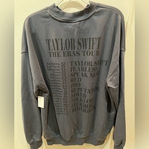 Official Taylor Swift Eras Tour 2023 Blue Crewneck Pullover Sweatshirt - Medium